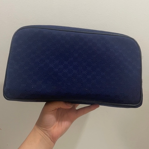 SOLD💙Vintage Gucci Toiletry Pouch💙 - Picture 3 of 16
